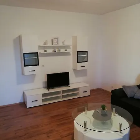 Apartament Mala Kuca Vodice